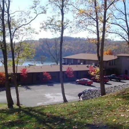Grafton Tygart Lake Lodge المظهر الخارجي الصورة