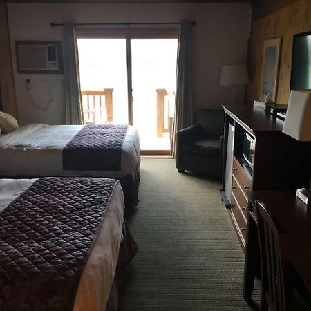 Grafton Tygart Lake Lodge المظهر الخارجي الصورة