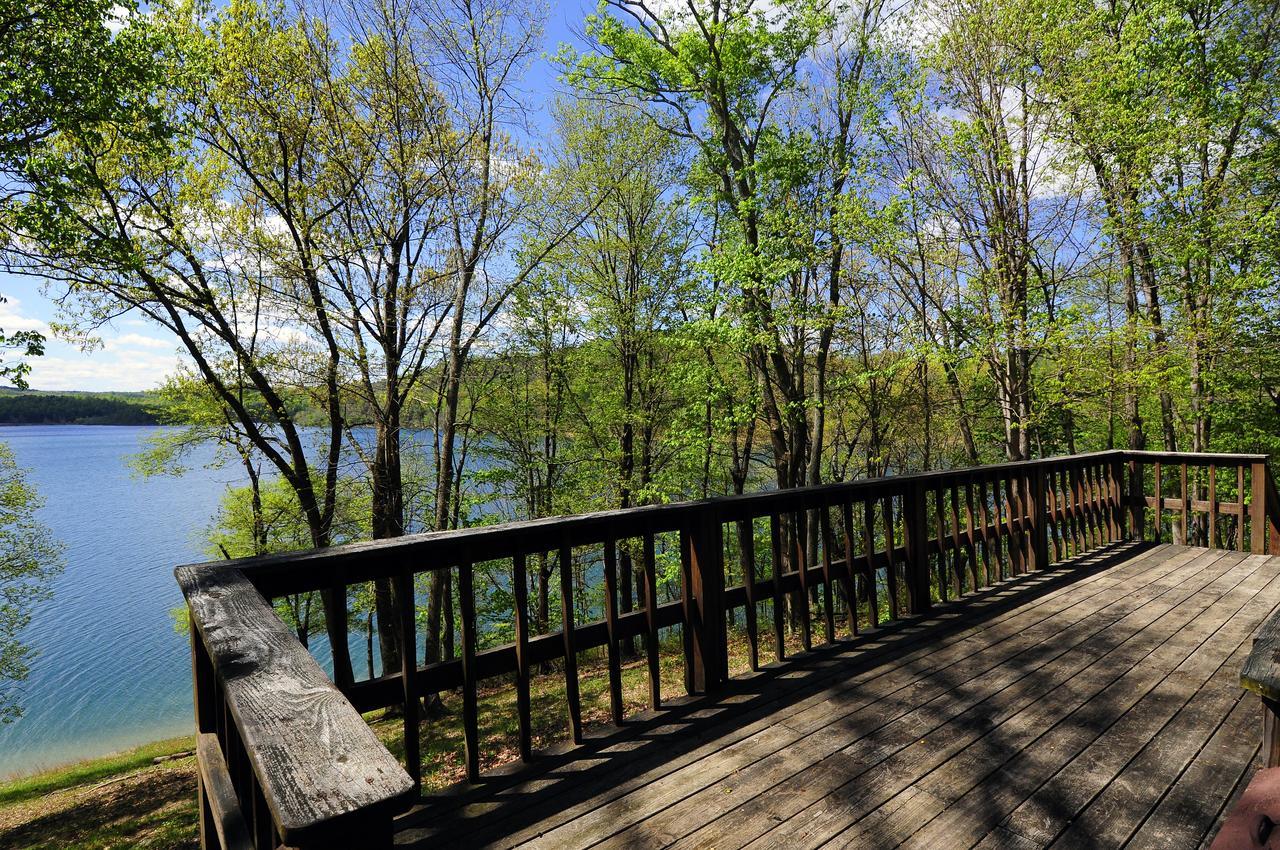 Grafton Tygart Lake Lodge المظهر الخارجي الصورة
